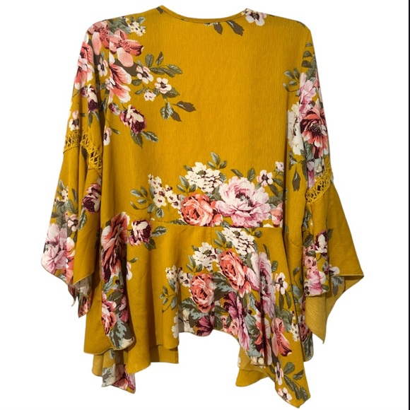 ODDY Flared Sleeve Mustard Yellow Kimono with Floral and Crochet Design Sz 2X - Picture 6 of 8